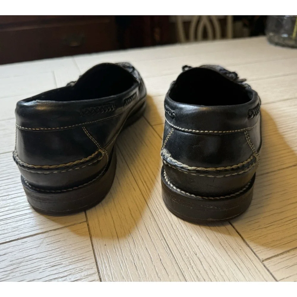 Cole Haan Country Men's Slip On Black Tasseled Leather Loafers. Sz 9.5 M. Preppy